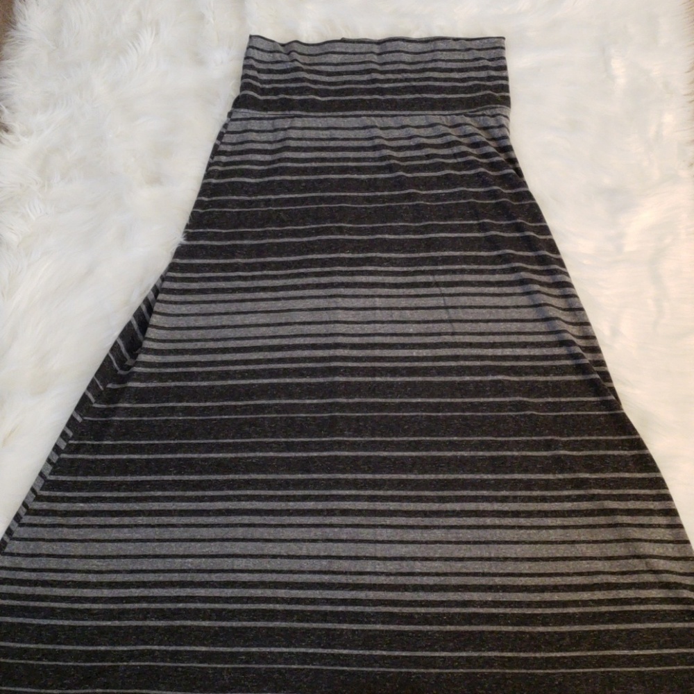 Mossimo Maxi skirt